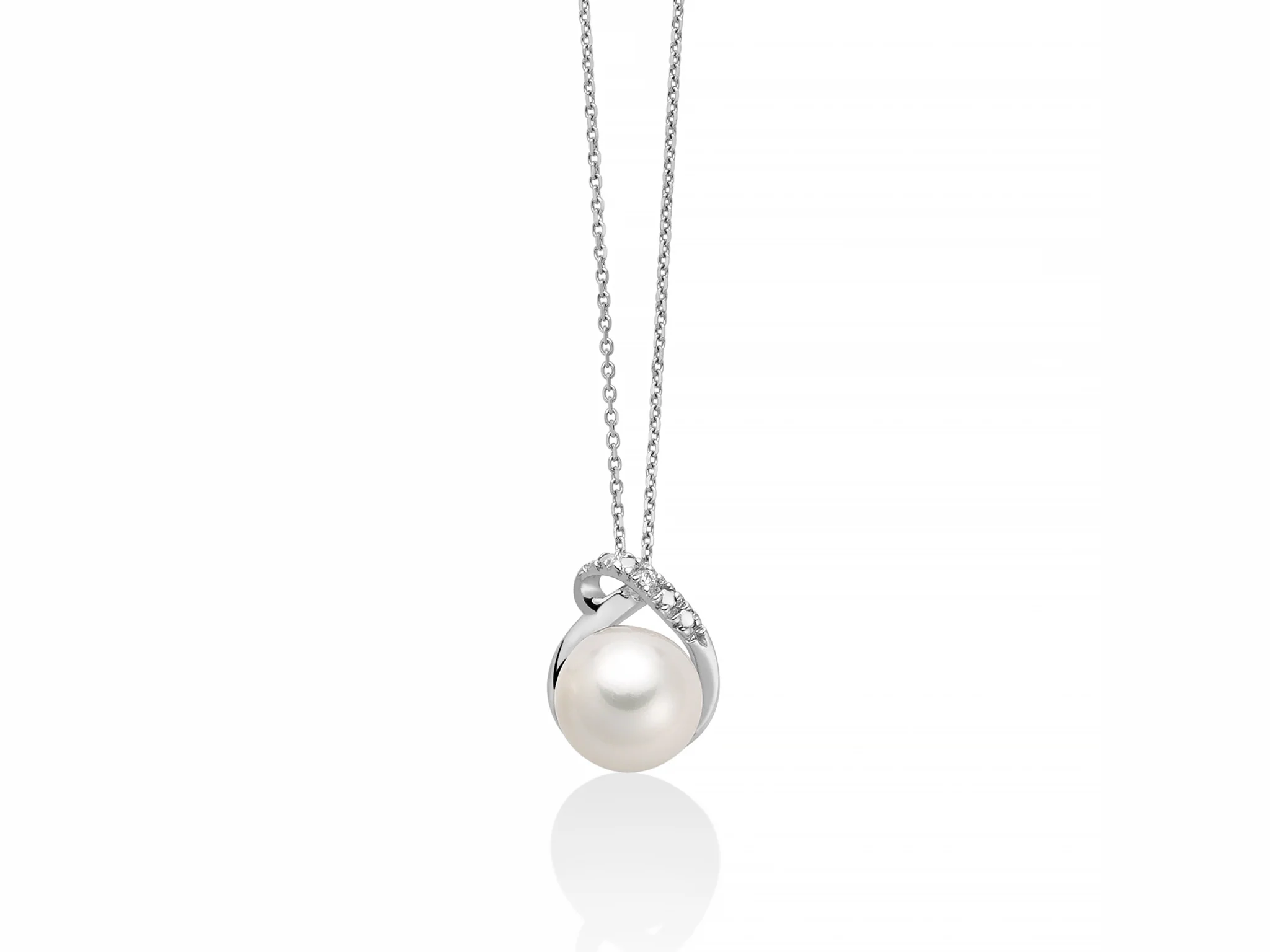 Collana di perle Oriente con sinuoso elemento in oro e diamanti